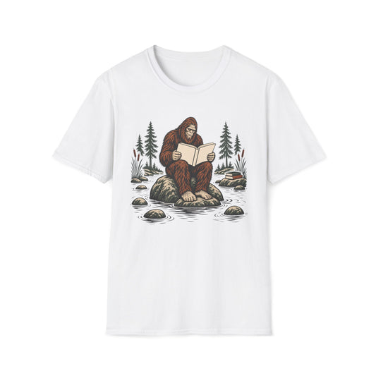 Bigfoot Reading T-Shirt